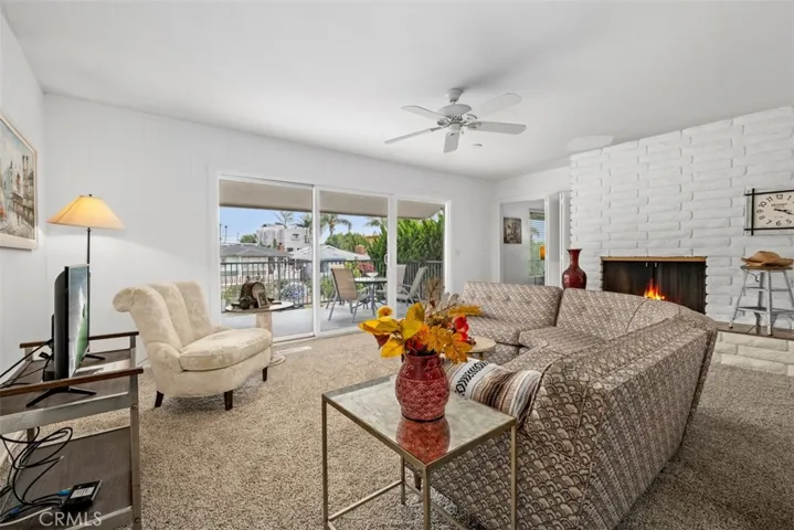 122 W Avenida Valencia, San Clemente, California 92672