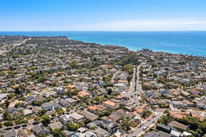 122 W Avenida Valencia, San Clemente, California 92672