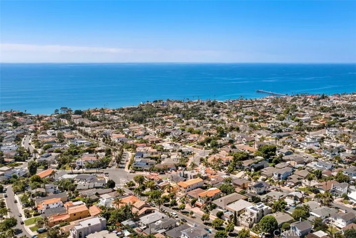 122 W Avenida Valencia, San Clemente, California 92672