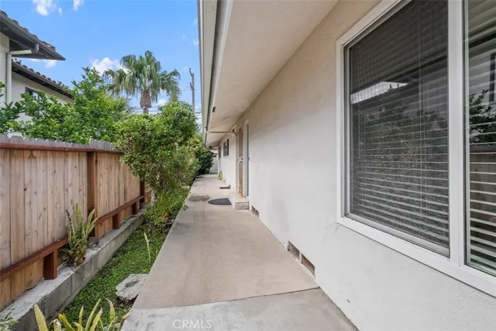 122 W Avenida Valencia, San Clemente, California 92672