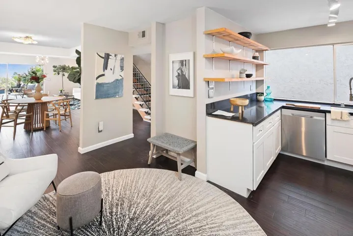 2475 Beryl Street, San Diego, California 92109