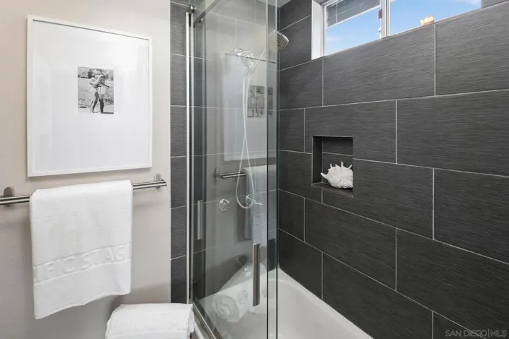 2475 Beryl Street, San Diego, California 92109