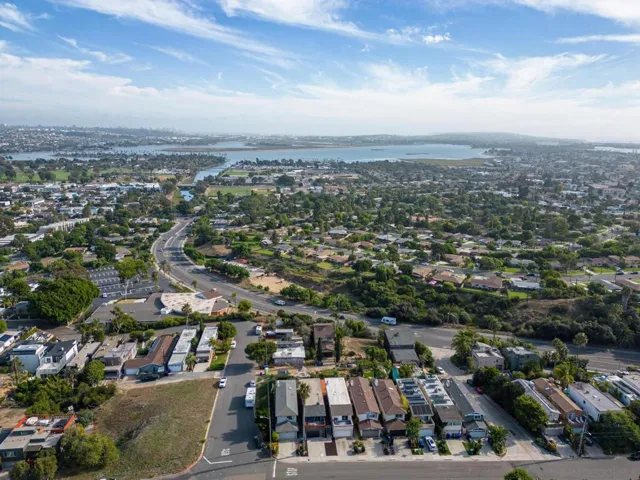 2475 Beryl Street, San Diego, California 92109