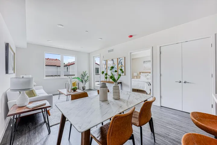 1850 El Camino Real 325, Santa Clara, California 95050