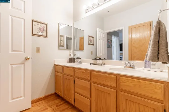 911 Waterford Pl, Pinole, California 94564