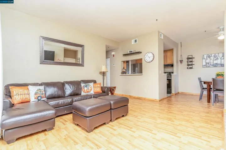 911 Waterford Pl, Pinole, California 94564