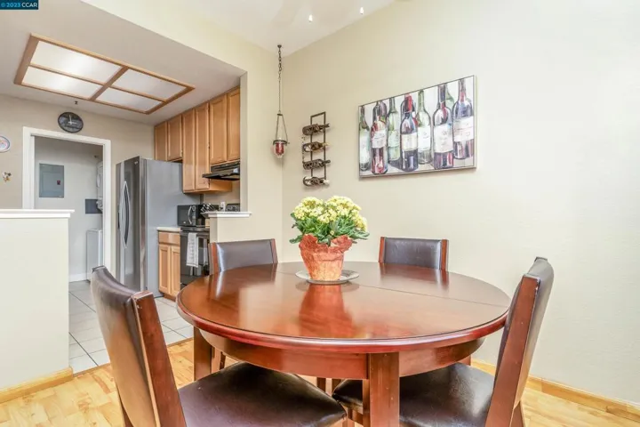 911 Waterford Pl, Pinole, California 94564