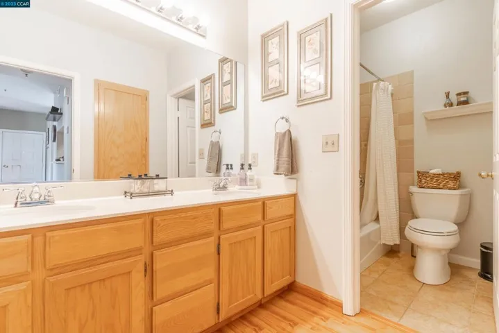 911 Waterford Pl, Pinole, California 94564