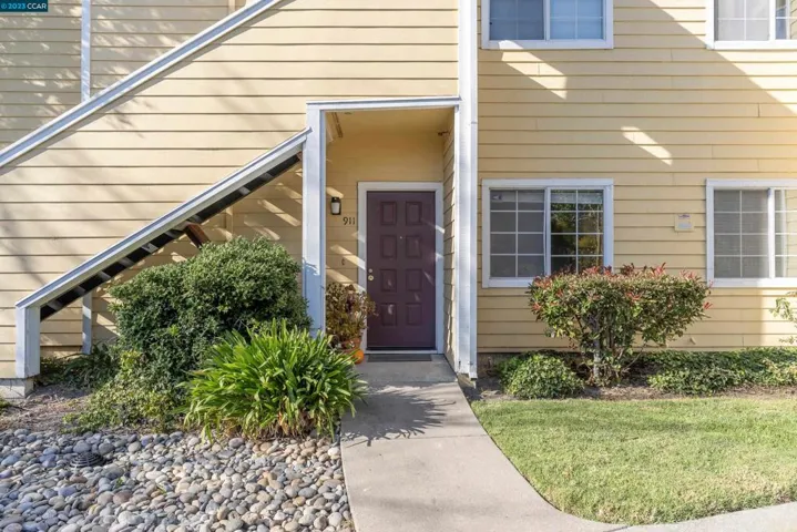 911 Waterford Pl, Pinole, California 94564