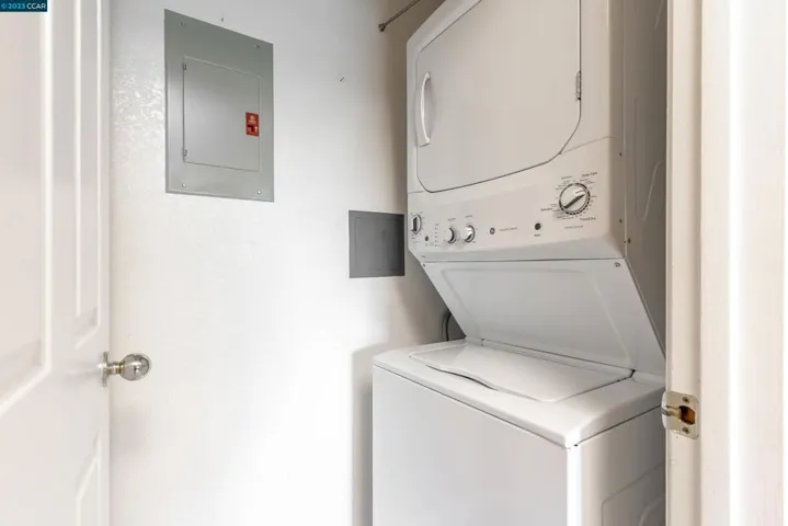 911 Waterford Pl, Pinole, California 94564