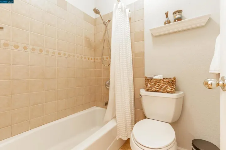 911 Waterford Pl, Pinole, California 94564