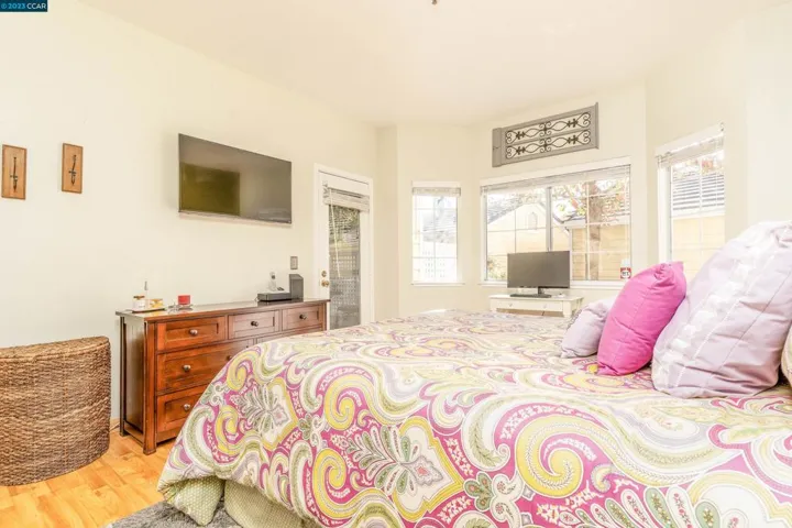 911 Waterford Pl, Pinole, California 94564