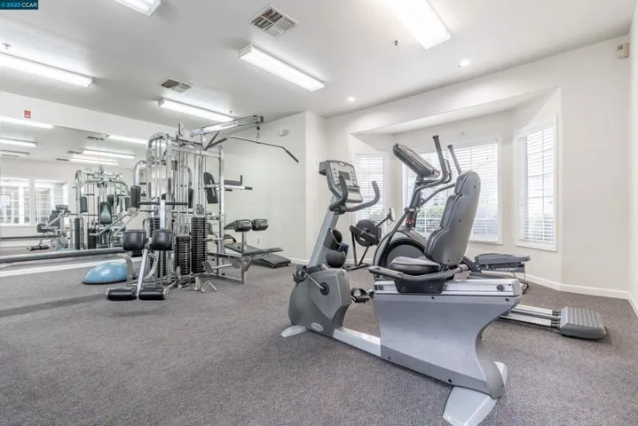 911 Waterford Pl, Pinole, California 94564