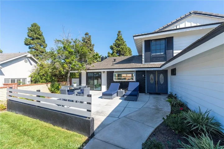 2812 Nevis Circle, Costa Mesa, California 92626