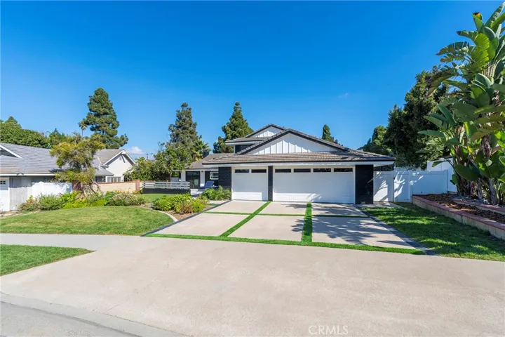 2812 Nevis Circle, Costa Mesa, California 92626