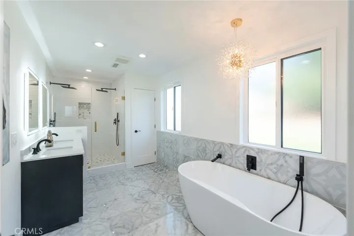 2812 Nevis Circle, Costa Mesa, California 92626