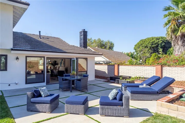 2812 Nevis Circle, Costa Mesa, California 92626