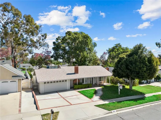 15031 Oakwood Lane, Chino Hills, California 91709