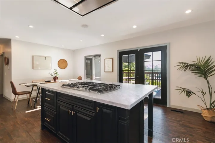 5166 High Crest Avenue, Los Angeles, California 90041