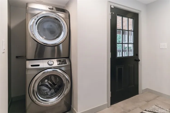 5166 High Crest Avenue, Los Angeles, California 90041