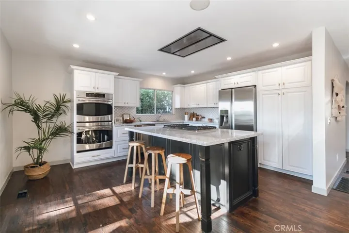 5166 High Crest Avenue, Los Angeles, California 90041