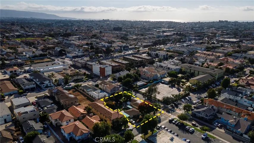 2400 Nelson Avenue, Redondo Beach, California 90278