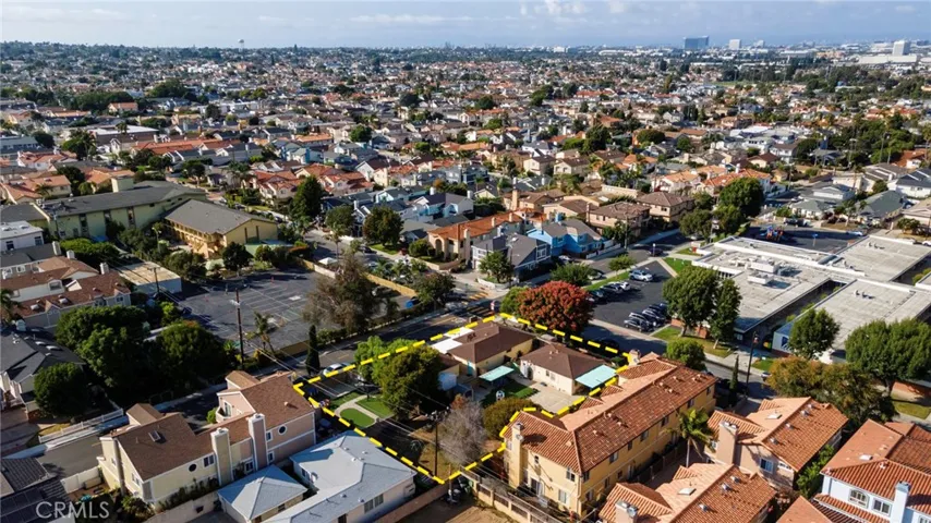 2400 Nelson Avenue, Redondo Beach, California 90278