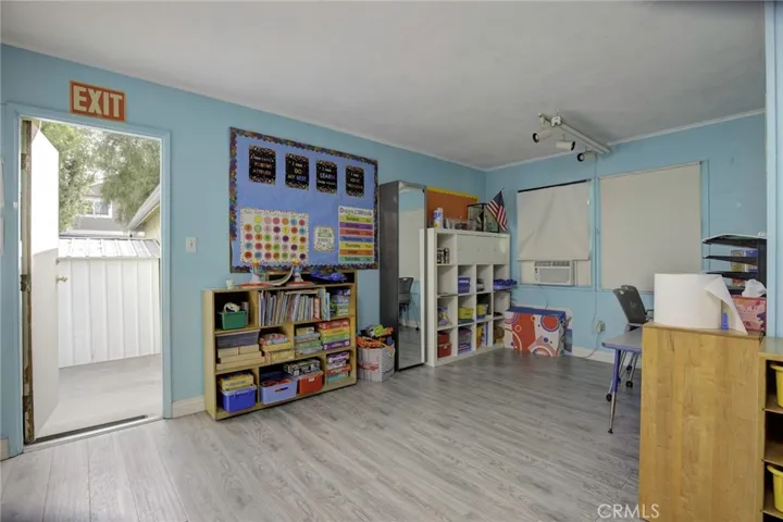 2400 Nelson Avenue, Redondo Beach, California 90278