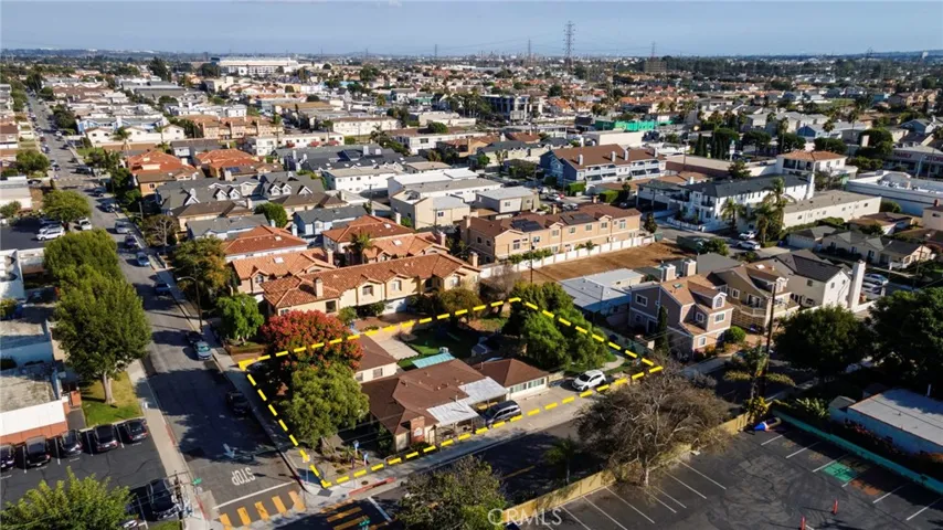2400 Nelson Avenue, Redondo Beach, California 90278