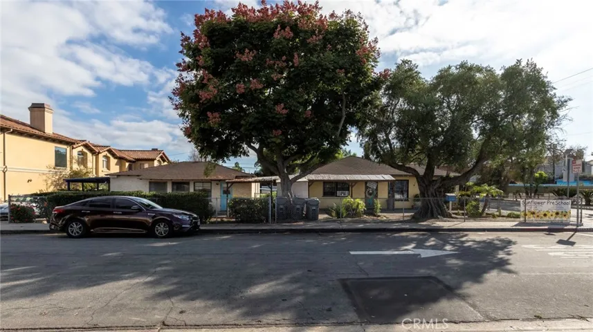 2400 Nelson Avenue, Redondo Beach, California 90278
