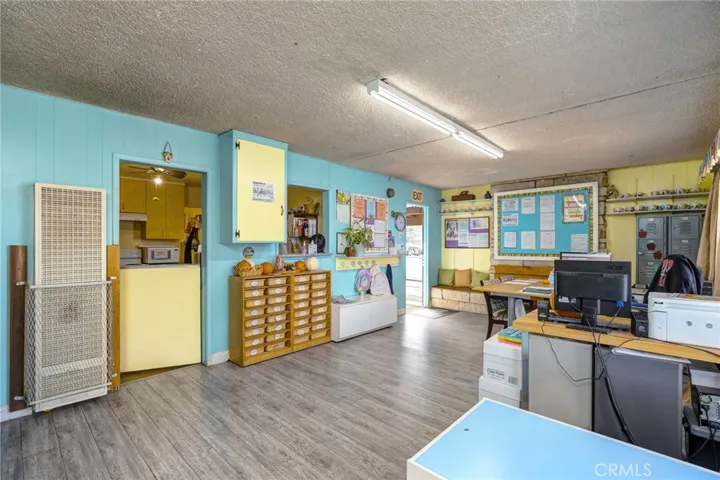 2400 Nelson Avenue, Redondo Beach, California 90278