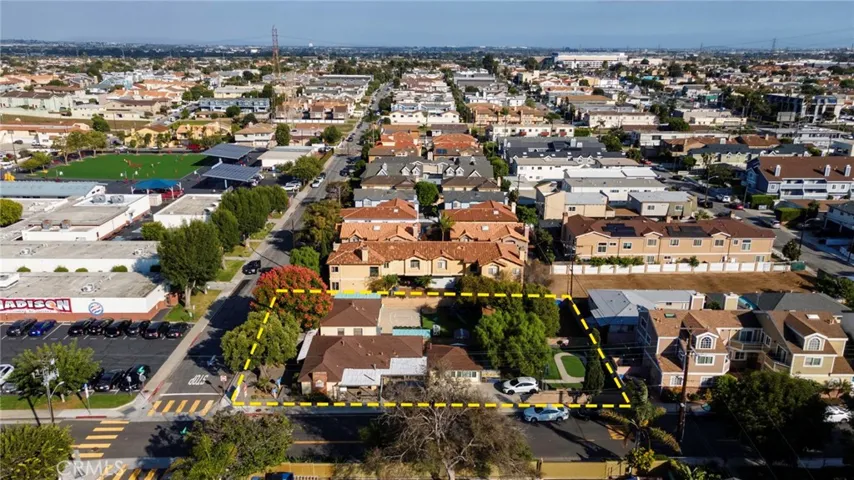 2400 Nelson Avenue, Redondo Beach, California 90278