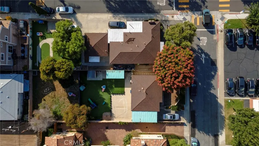 2400 Nelson Avenue, Redondo Beach, California 90278