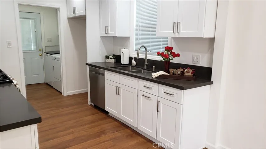 Sink area