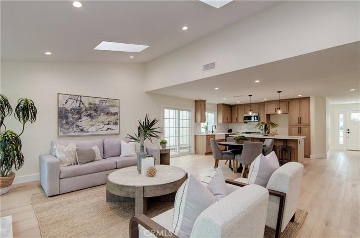 28201 Zurburan, Mission Viejo, California 92692