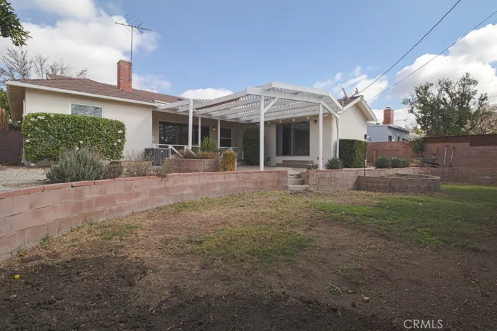 20330 Londelius Street, Winnetka, California 91306