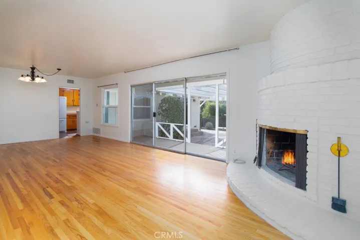 20330 Londelius Street, Winnetka, California 91306