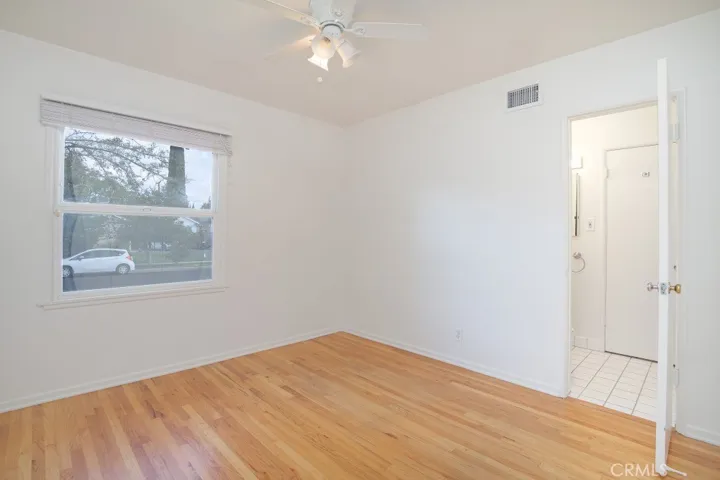20330 Londelius Street, Winnetka, California 91306