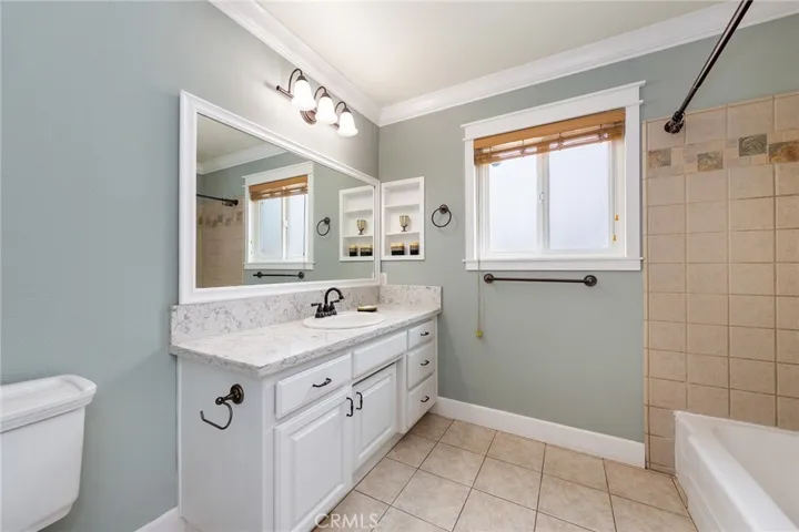 40311 17th Street W, Palmdale, California 93551