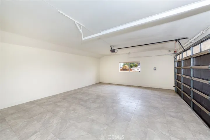 40311 17th Street W, Palmdale, California 93551