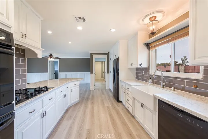 40311 17th Street W, Palmdale, California 93551