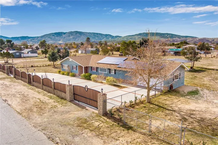40311 17th Street W, Palmdale, California 93551