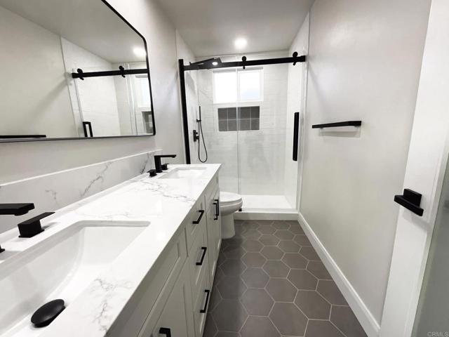 527 Mynah Place, Vista, California 92083