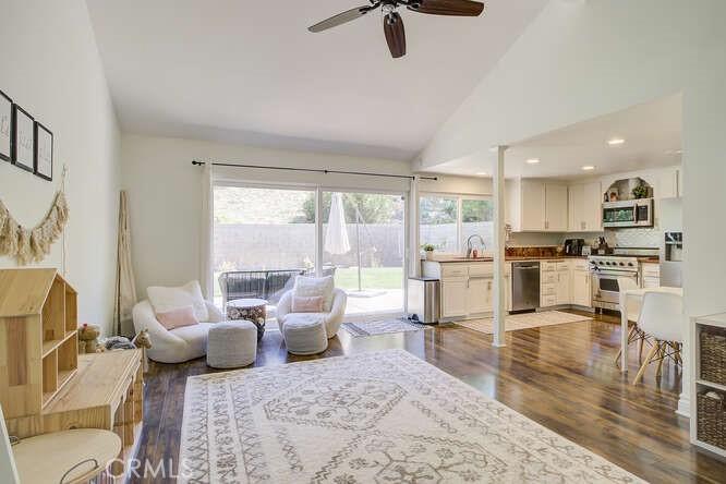 5908 Carell Avenue, Agoura Hills, California 91301