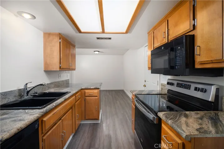 6700 Nottingham Lane, Bakersfield, California 93309