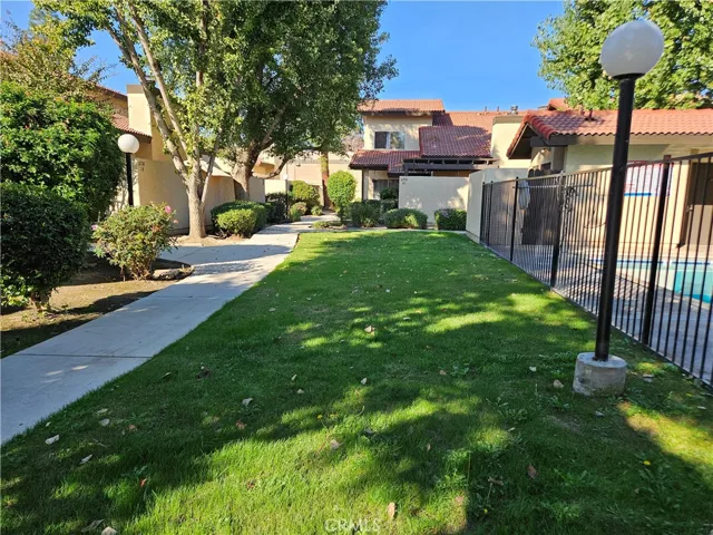 6700 Nottingham Lane, Bakersfield, California 93309