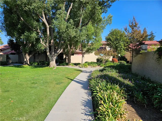 6700 Nottingham Lane, Bakersfield, California 93309