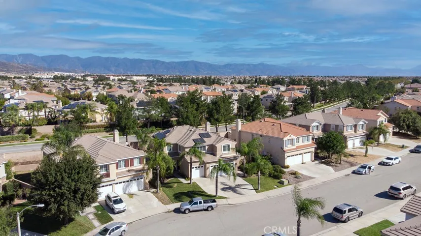 15360 Rochelle Street, Fontana, California 92336