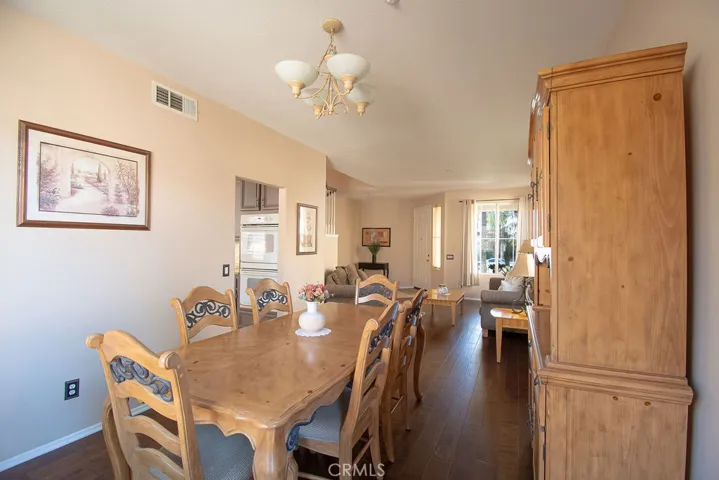 15360 Rochelle Street, Fontana, California 92336