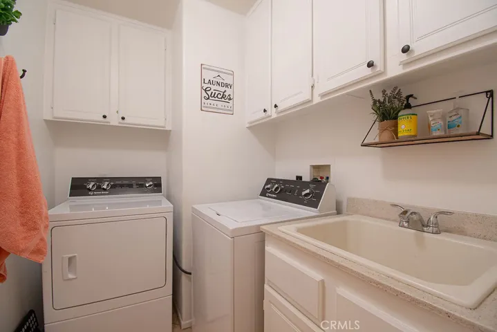 15360 Rochelle Street, Fontana, California 92336